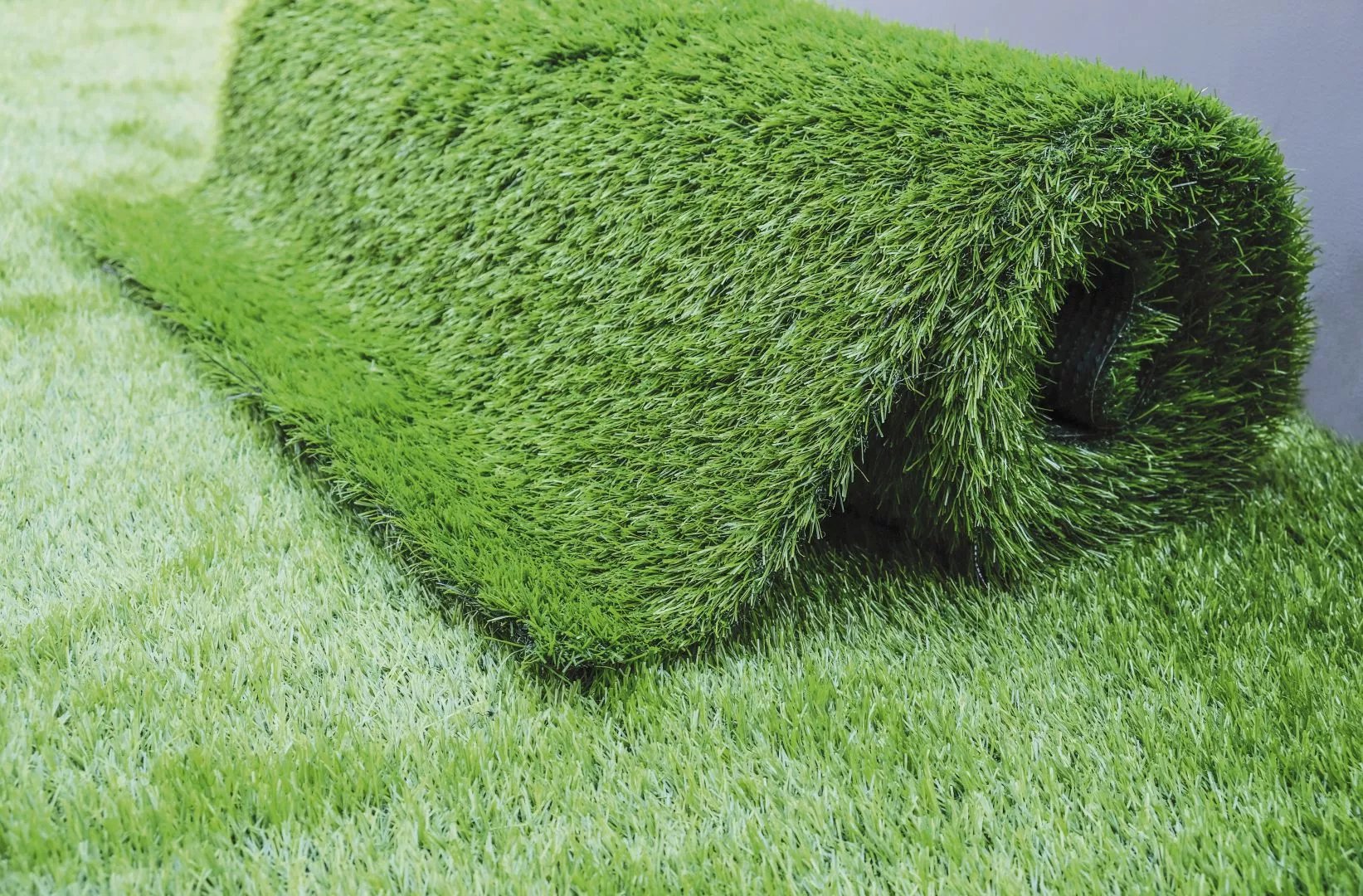 Artificial Grass or Turf Mulching